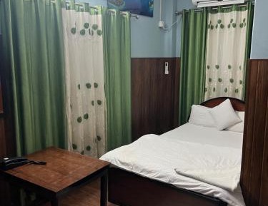Deluxe Single Room
