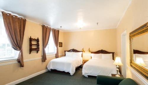 Queen Suite