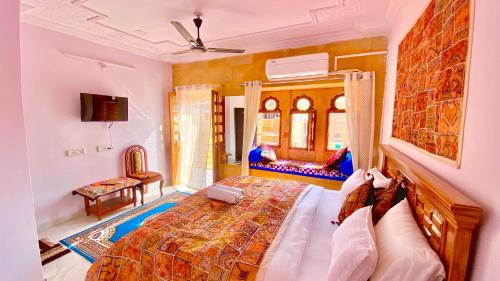 Deluxe King Suite