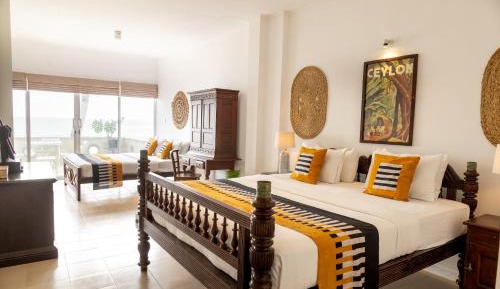Deluxe Double Room with Balcony and Sea View