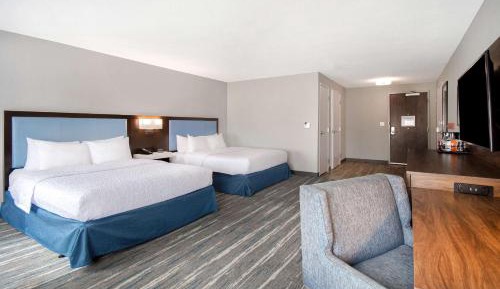 Queen Room with Two Queen Beds - Disability Access