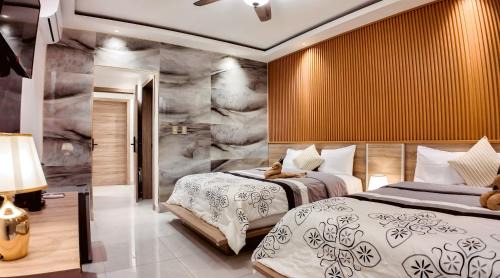 Premium Quadruple Room