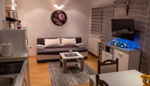 Two-Bedroom Deluxe Apartment