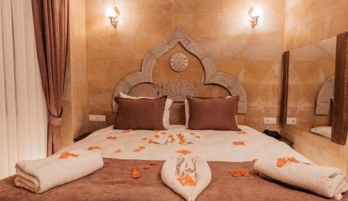 Deluxe Double Room with Bath