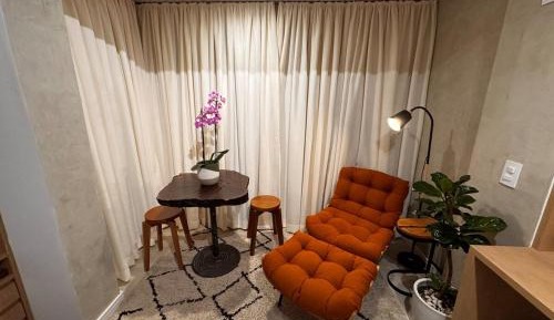 Deluxe Studio