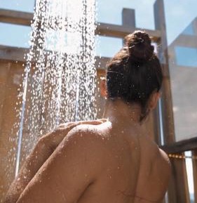 Suite with Lake View