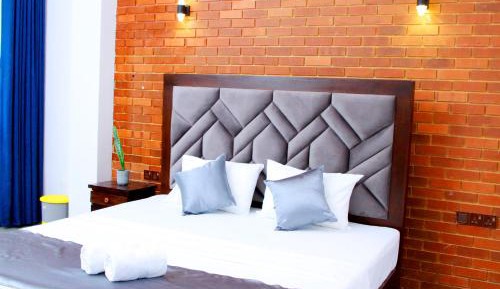 Deluxe Double Room with Bath