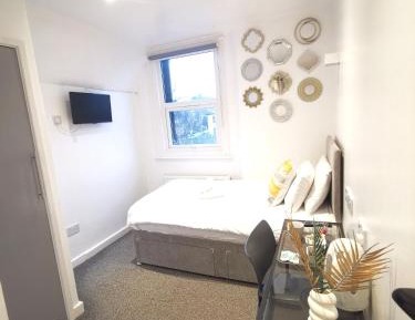 Deluxe Single Room
