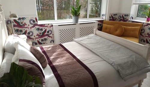 Deluxe Double Room with Shower