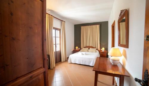 Superior Room with Two-Bedroom (2 Adults + 2 Children)