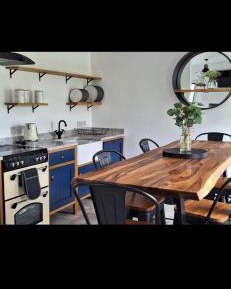 Three-Bedroom Holiday Home 