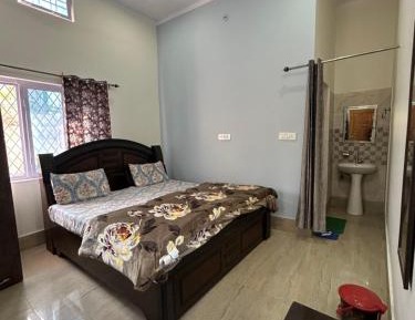 Double Room with Private Bathroom