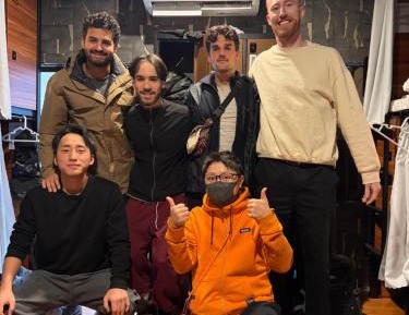 Single Bed in Mixed Dormitory Room