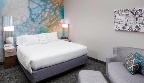 King Room with Sofa Bed