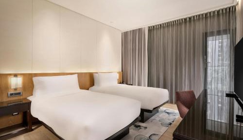 Aloft Twin Room