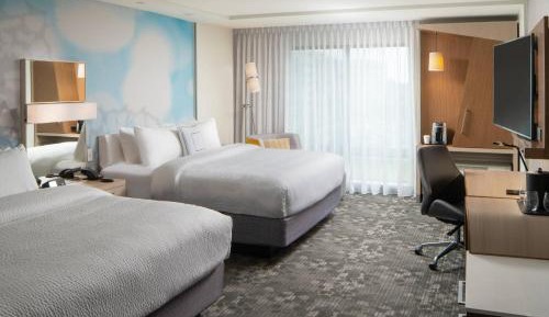 Guest Room with Two King Beds