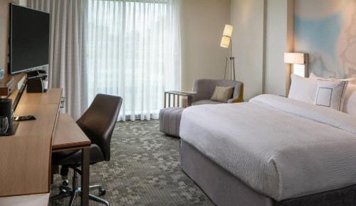 King Room with Sofa Bed