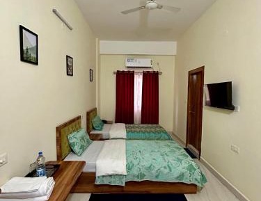 Deluxe Double or Twin Room