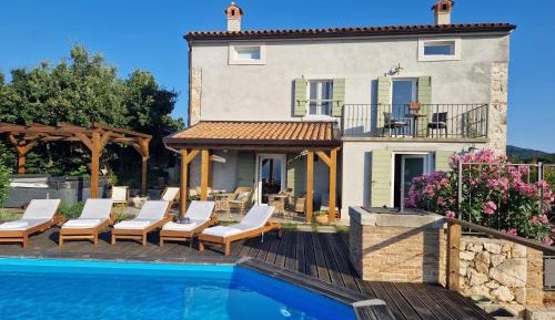 Villa with Sea View