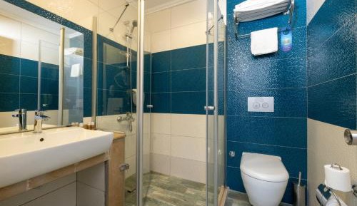 Family Room with Bunk Bed