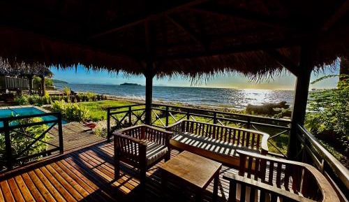 Bungalow with Sea View