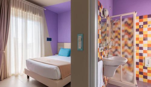 Double Room with Balcony and Sea View