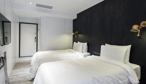 Classic Twin Room