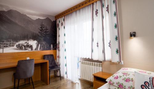 Double Room with Mountain View