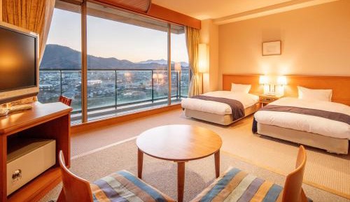 Twin Room with Private Bathroom