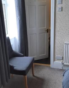 Twin Room with Private Bathroom