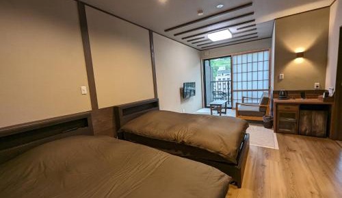 Twin Room with Bathroom