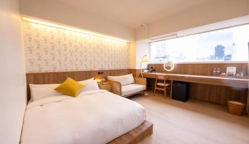 Standard King Room