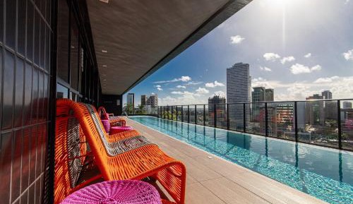 Apartment with Garden View
