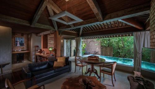 Suite Diamante with Spa Bath and Pool