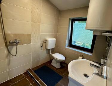 One-Bedroom Apartment with Garden View