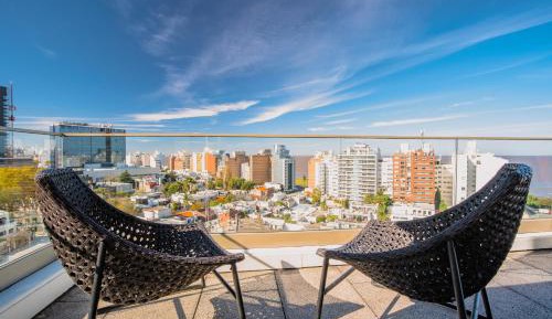 Deluxe Double Room with Balcony and Sea View