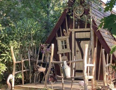 Suite with Garden View