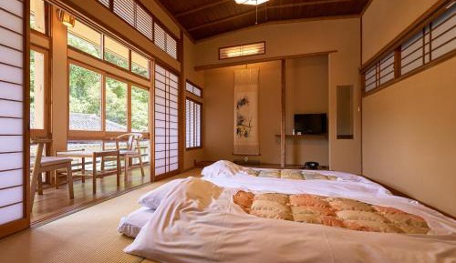 Japanese-Style Room