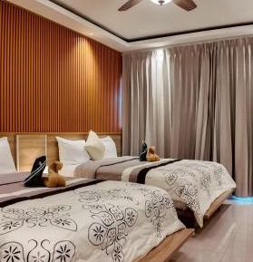 Deluxe Quadruple Room