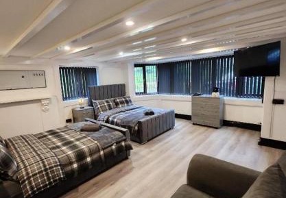 Deluxe Double Room with Shower