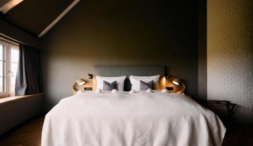 Deluxe Suite with Sea View