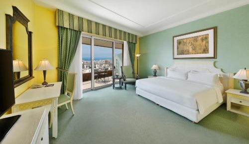 King Room