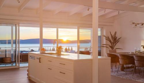 Four-Bedroom Holiday Home