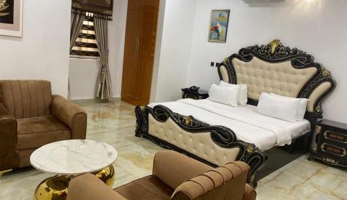 Superior Suite
