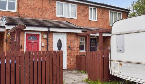 Two-Bedroom Holiday Home