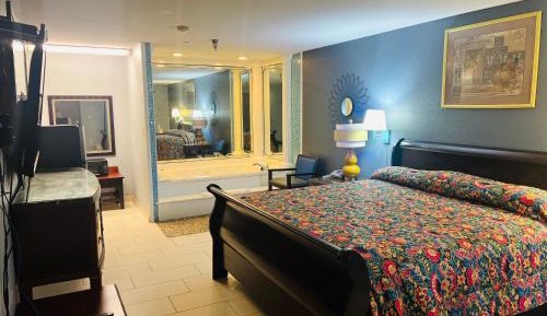 King Room with Spa Bath