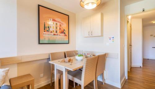 Superior One-Bedroom Apartment with Air Conditioning and Terrace (5 People)