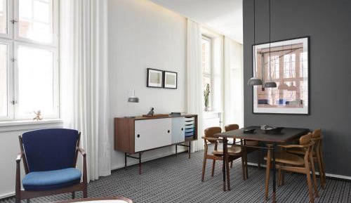 Suite with Balcony