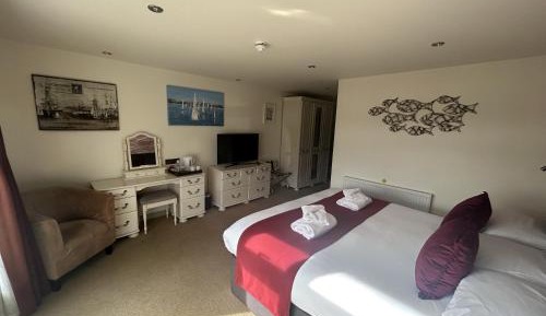 Double Room with Private Bathroom