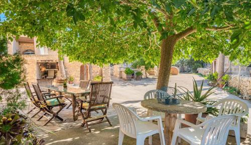 Villa with Garden View